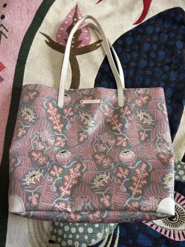 클라우스 하파니에미 백 미사용품