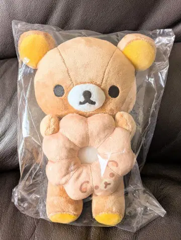 도넛 마쿠마쿠 봉제 인형 (리락쿠마 x 미스터 도넛 리락쿠마