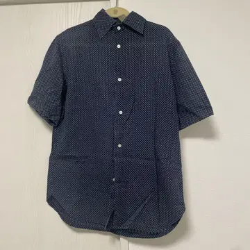 [ DRESS TERIOR ] 네이비 도트 무늬 반팔 셔츠 M