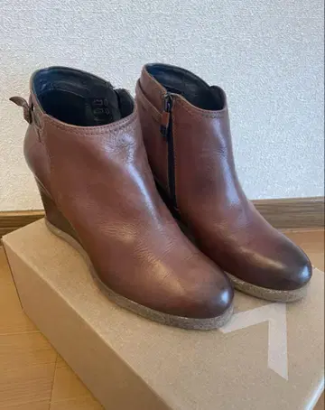 알베르토 페르마니 숏부츠 36 23cm