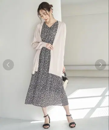 미니 꽃무늬 5부 소매 롱 원피스 로페피크닉