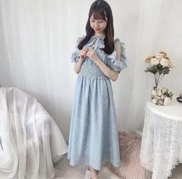evelyn 꽃무늬 오프숄더 프릴 원피스