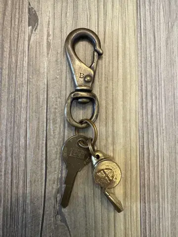 빌리브 인 미라클 영국제 휘슬 키링