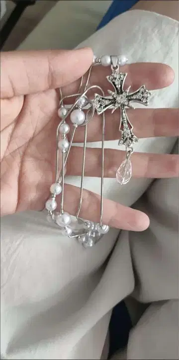 펄 크로스 목걸이 실버