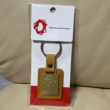 미야쿠미야쿠 골드 엠보싱 PU 가죽 키링