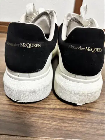 Alexander McQueen 스니커즈 화이트/블랙