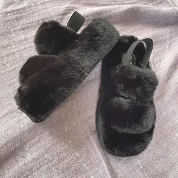새상품 시마무라 통굽 퍼 샌들