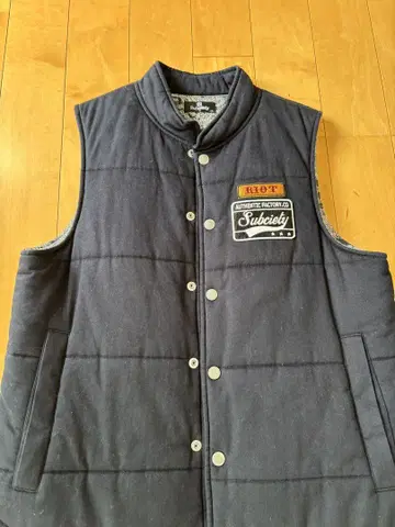 Subciety 네이비 퀼팅 베스트