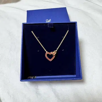 SWAROVSKI 하트 모티브 목걸이