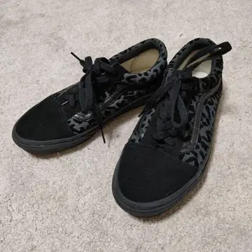 VANS 블랙 레오파드 스웨이드 스니커즈