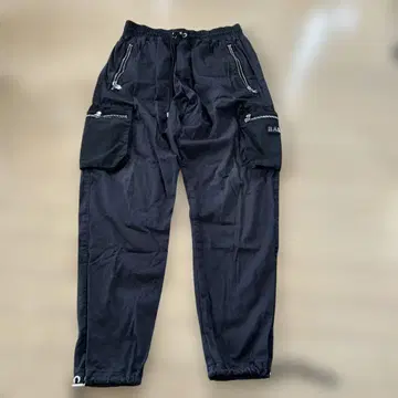 BALR 블랙 카고 팬츠 S 지퍼 포켓 부착