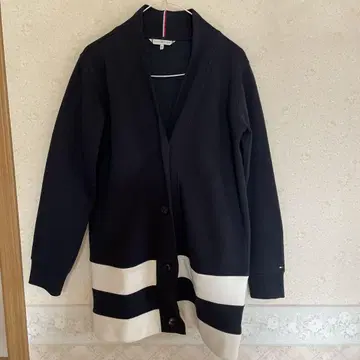 도톰한 가디건