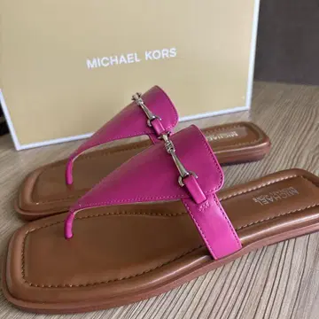 MICHAEL KORS 핑크 플랫 샌들