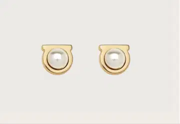 FERRAGAMO 페라가모 간치니 펄 귀걸이 이탈리아제