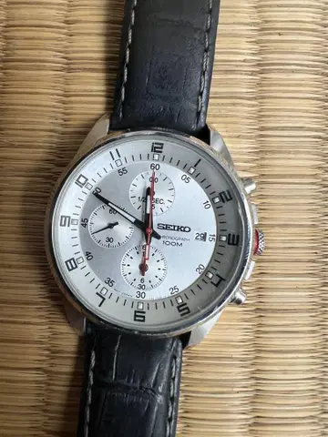 SEIKO 크로노그래프 손목시계 100m 방수