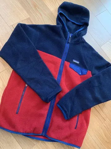 patagonia 플리스 자켓 네이비/레드