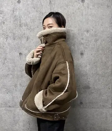 JEANASIS 보아 무스탕 코트