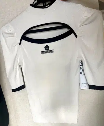 MARY QUANT 반팔 니트