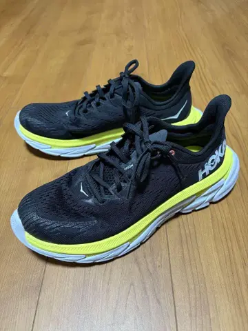 [ 사용 빈도 적음 ] HOKA 28cm 호카오네오네