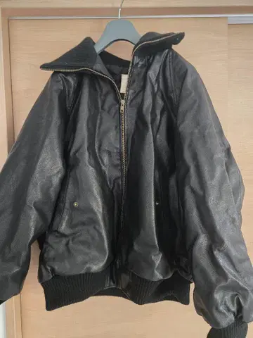 가죽 봄버 자켓 블랙