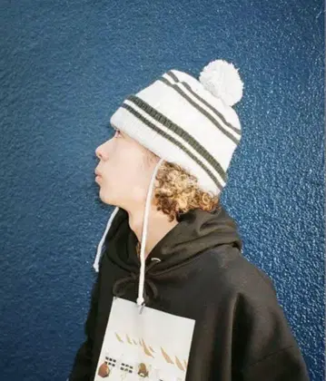 Diaspora skateboards 폼폼 비니