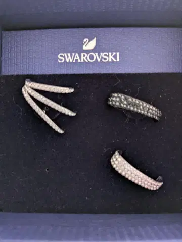 Swarovski 실버/블랙 귀걸이