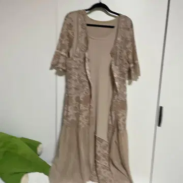 베이지 꽃무늬 레이스 가디건풍 반팔