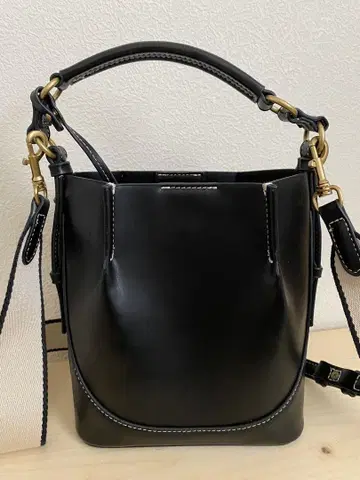 ZARA 숄더백
