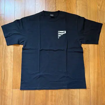 HUF 티셔츠 블랙