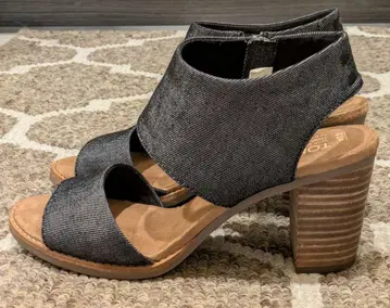 TOMS 데님 샌들 여성용