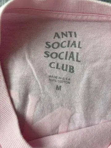 ANTI SOCIAL CLUB 핑크 T셔츠 M 사이즈
