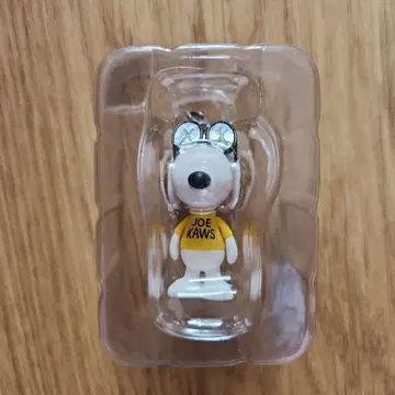 스누피 JOE KAWS 키링 키체인