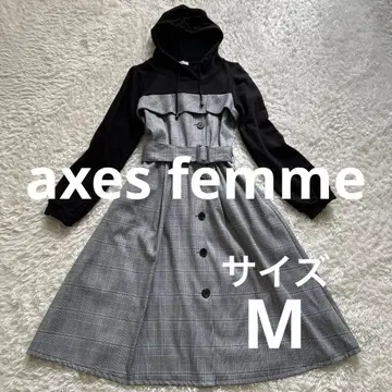 axes femme 엑시즈팜 후드 달린 원피스