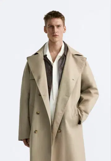 택 포함 새상품 ZARA 더블 브레스트 트렌치코트 정가 19990엔