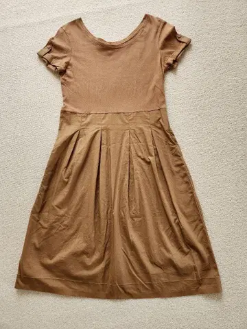 BENETTON 브라운 티셔츠 원피스 반팔