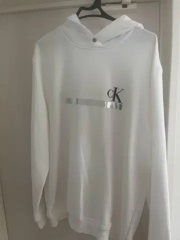 Calvin Klein 화이트 후드티 L 사이즈