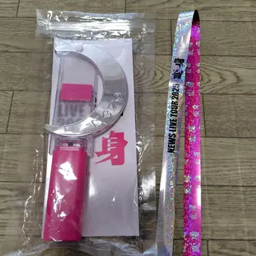 NEWS LIVE TOUR 2025 변신 응원봉 은색 테이프 포함