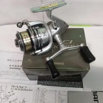 시마노 나스키 C3000SDH