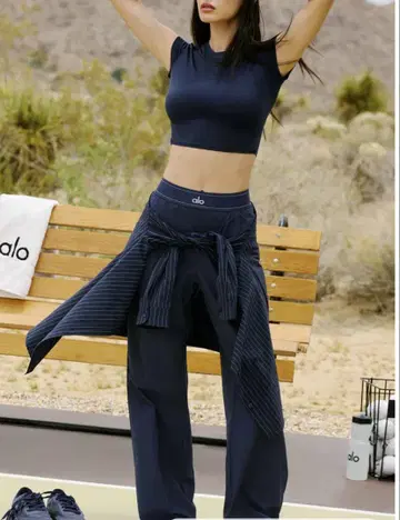 alo 네이비 팬츠 정품