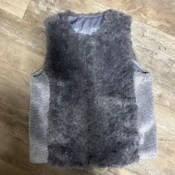 FURRY 그레이 퍼 베스트