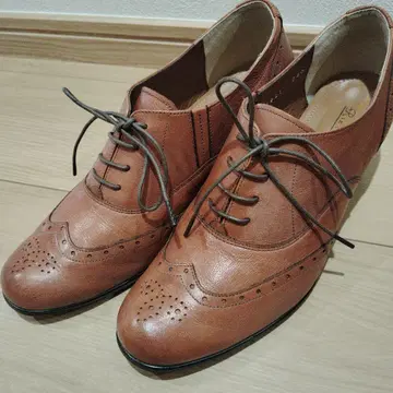 R12 URBAN TRADITIONAL 브라운 레이스업 신발
