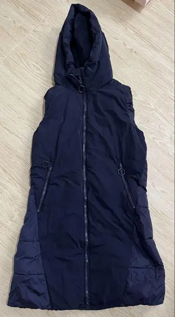 다운 네이비 S 사이즈 다운 베스트