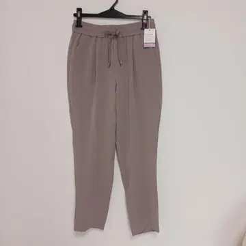 테이퍼드 팬츠
