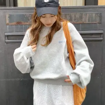트레이닝복 맨투맨 로고 언그리드 Ungrid 그레이 빈티지