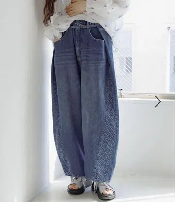 niko and BELT BALLEL DENIM