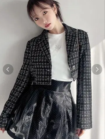 리젝시 트위드 크롭 자켓 택 포함