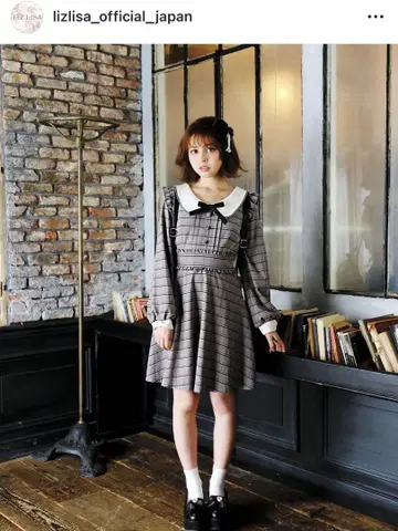 LIZLISA 레이스업 체크 리본 원피스
