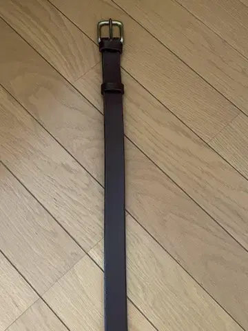 다크 브라운 가죽 벨트