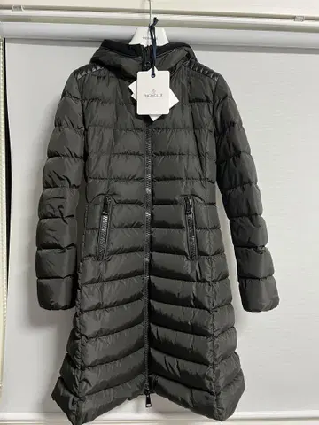 Moncler 다크 그레이 롱 다운 자켓