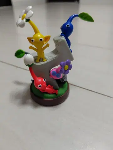 피크민 amiibo 피규어